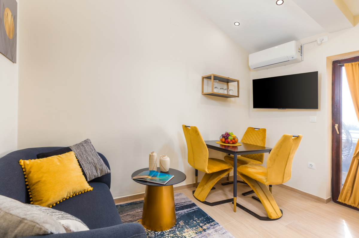 Luxury apartment – in-room bathtub (kapacitet 2 osobe) Luxury apartment - in-room bathtub (kapacitet 2 osobe)