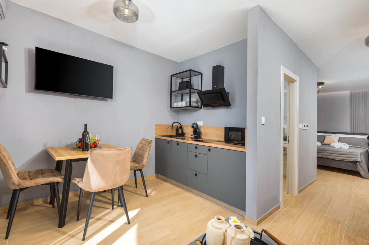 Luxury Apartment with Private Jacuzzi (kapacitet 2 osobe) Luxury Apartment with Private Jacuzzi (kapacitet 2 osobe)